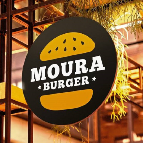 Moura - logo