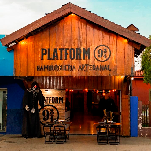 PLATFORM 9¾ HAMBURGUERIA ARTESANAL - logo